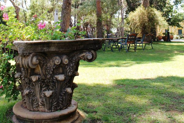 Hotel Al Bustan (Beirut)